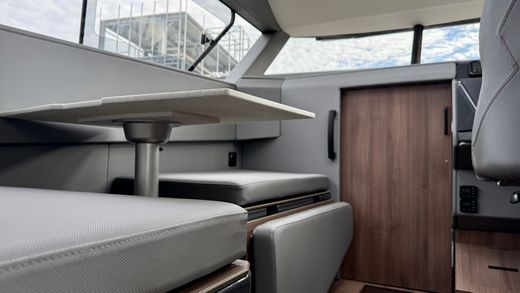 Катер Victory A8 с Suzuki 2хDF200APX