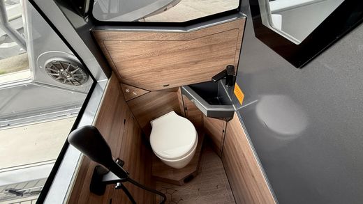 Катер Victory A8 с Suzuki 2хDF200APX