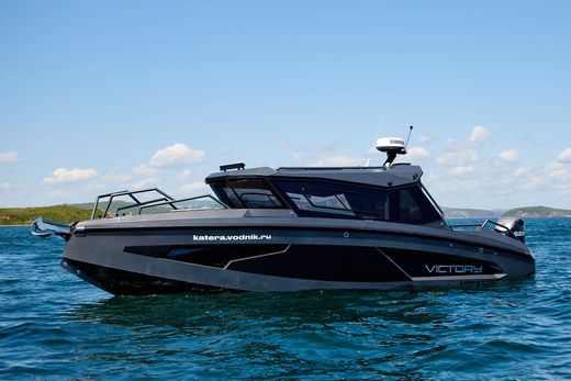 Катер Victory A8 с Suzuki 2хDF200APX