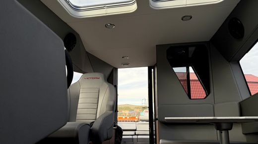 Катер Victory A8 с Suzuki 2хDF200APX