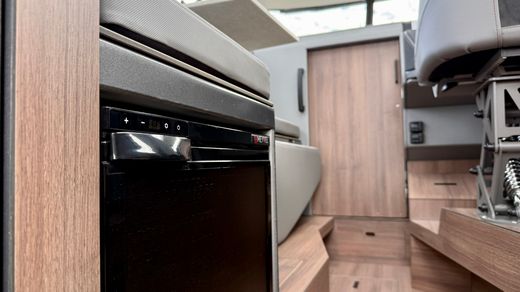 Катер Victory A8 с Suzuki 2хDF200APX