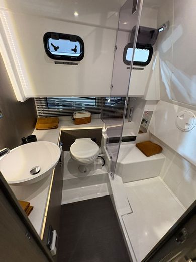 Катер Wellcraft 38 Explorer с моторами 3x350