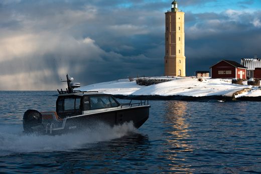 Катер XO DFNDR 8