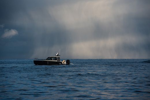 Катер XO DFNDR 8