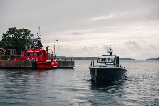 Катер XO DFNDR 9