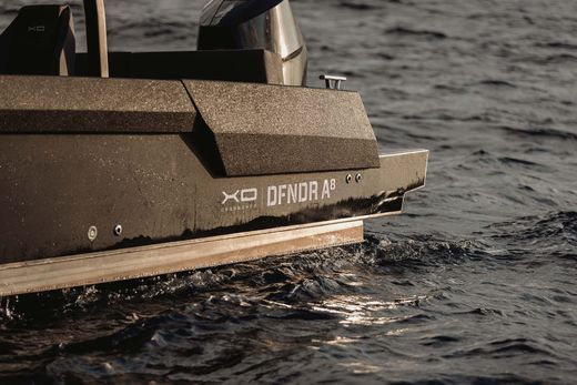 Катер XO DFNDR A8
