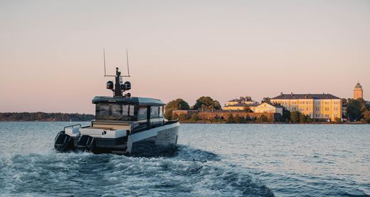 Катер XO EXPLR 44