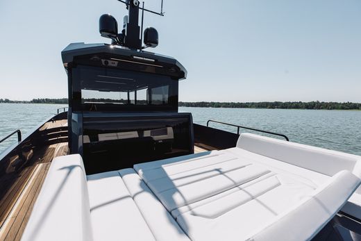 Катер XO EXPLR 44