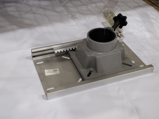 Крепление сиденья к стойке 73 мм, уценённое