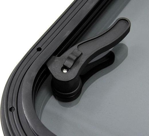 Люк палубный распашной Альбатрос 550х550 (черное исполнение)