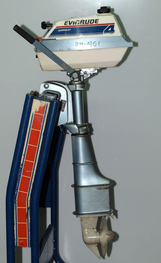 Мотор лодочный Evinrude 4