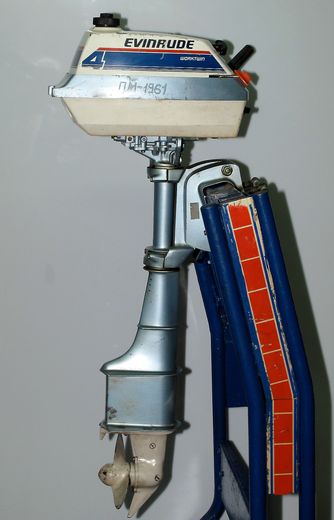 Мотор лодочный Evinrude 4