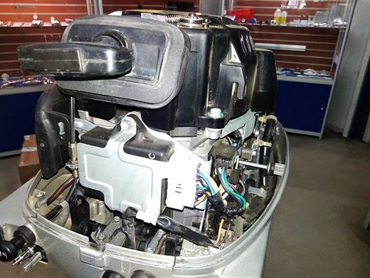 Мотор лодочный Honda BF20D, б/у