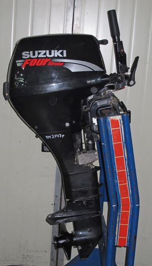 Мотор лодочный Suzuki DF9.9, б/у (2009 г.в.)