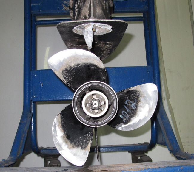 Мотор лодочный Suzuki DT140, б/у