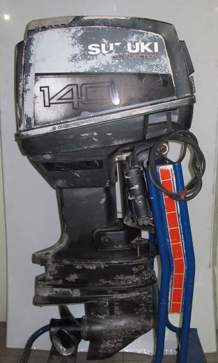 Мотор лодочный Suzuki DT140, б/у