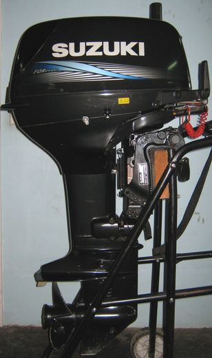 Мотор лодочный Suzuki DT30S, б/у (находится в г. Хабаровск)