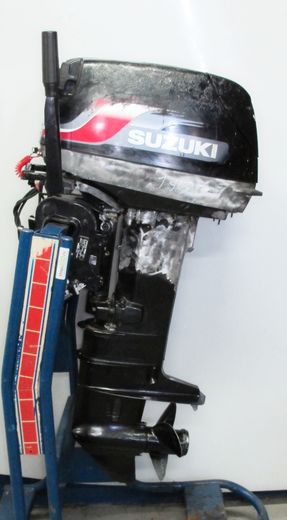 Мотор лодочный Suzuki DT40, б/у