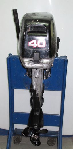 Мотор лодочный Suzuki DT40, б/у