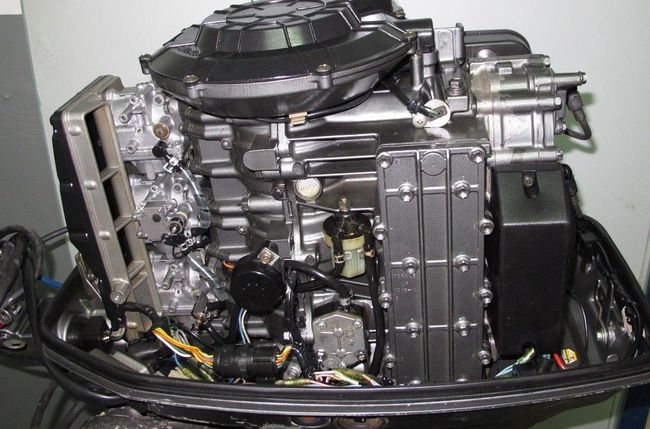 Мотор лодочный Suzuki DT65, б/у