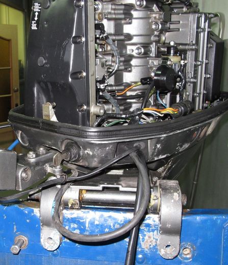 Мотор лодочный Suzuki DT65, б/у