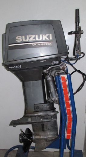 Мотор лодочный Suzuki DT85, б/у