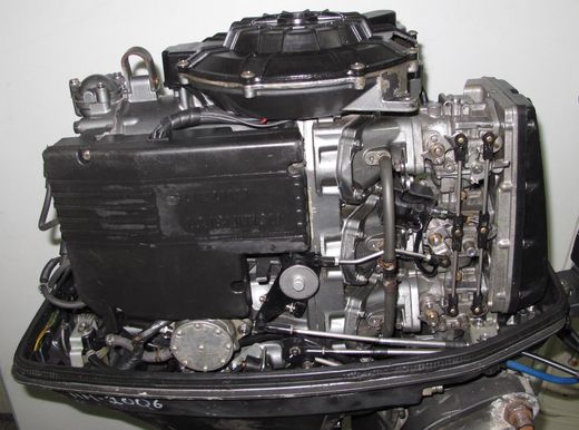 Мотор лодочный Suzuki DT85, б/у