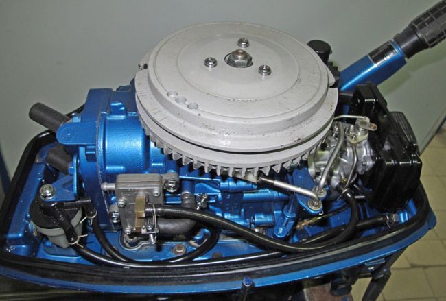 Мотор лодочный Suzuki DT8, б/у