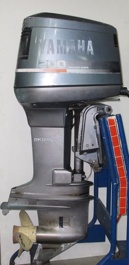 Мотор лодочный Yamaha 200, б/у