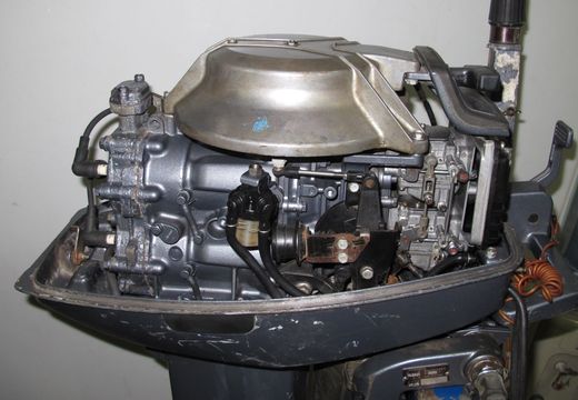 Мотор лодочный Yamaha 25, б/у