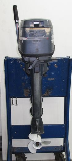 Мотор лодочный Yamaha 25NM, б/у