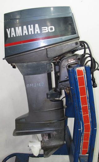 Мотор лодочный Yamaha 30DE, б/у