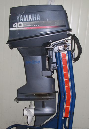 Мотор лодочный Yamaha 40, б/у