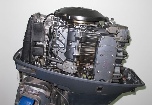Мотор лодочный Yamaha 40, б/у