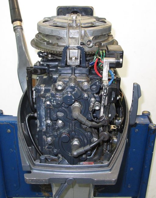 Мотор лодочный Yamaha 40 QEM, б/у