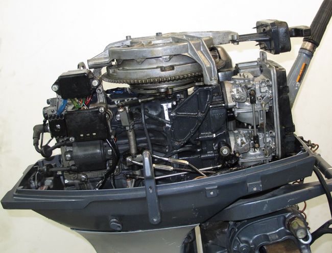 Мотор лодочный Yamaha 40 QEM, б/у