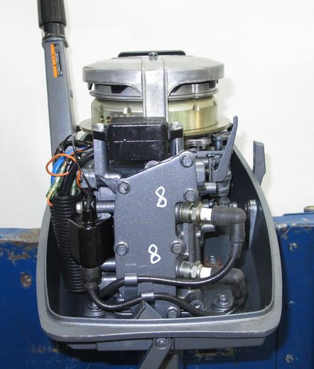 Мотор лодочный Yamaha 8 CM, б/у