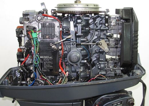 Мотор лодочный Yamaha 90 AETO, б/у