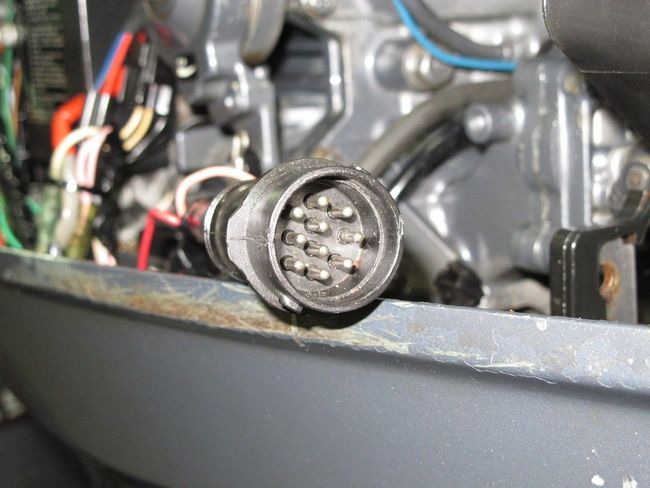 Мотор лодочный Yamaha 90 AETO, б/у