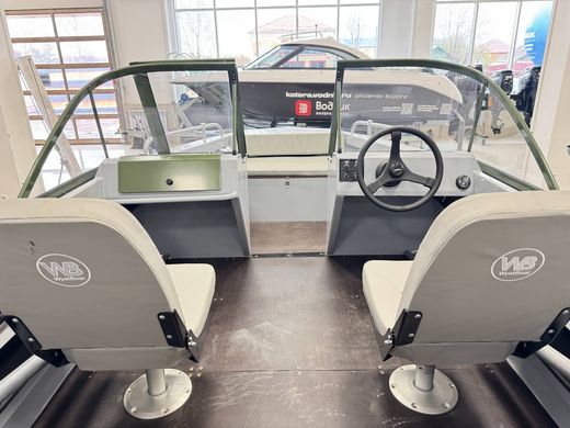 Моторная лодка, Неман 500 DC, серо-зелёная с Suzuki DF50ATL