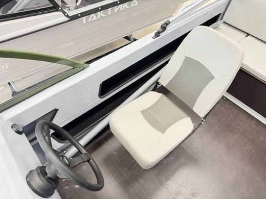 Моторная лодка, Неман 500 DC, серо-зелёная