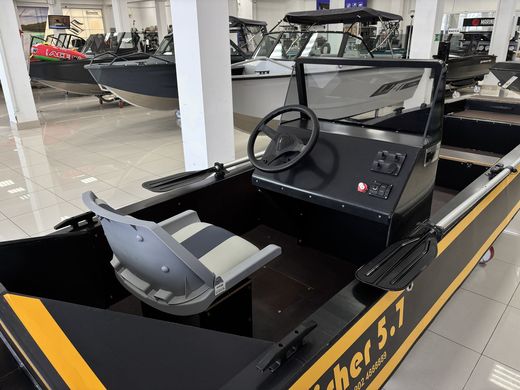 Моторная лодка River Fisher 5.7 ПНД