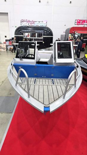 Моторная лодка SMARTLINER R1