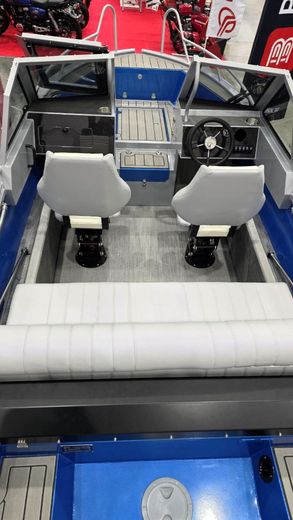 Моторная лодка SMARTLINER R1