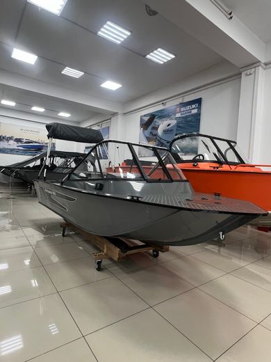 Моторная лодка Swimmer 400R