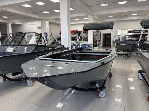 Моторная лодка Swimmer 430 консольная