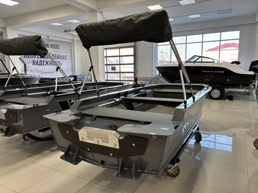 Моторная лодка Swimmer 430 консольная