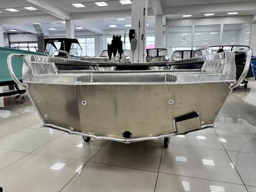 Моторная лодка, Тактика 390Р, базовая комплектация