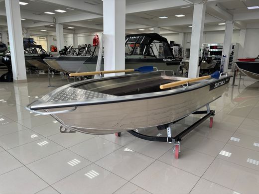 Моторная лодка, Тактика 390Р(Fish)