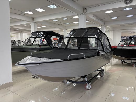 Моторная лодка, Тактика 430 DC (Comfort), серый с Marine Rocket MR40FFES-T